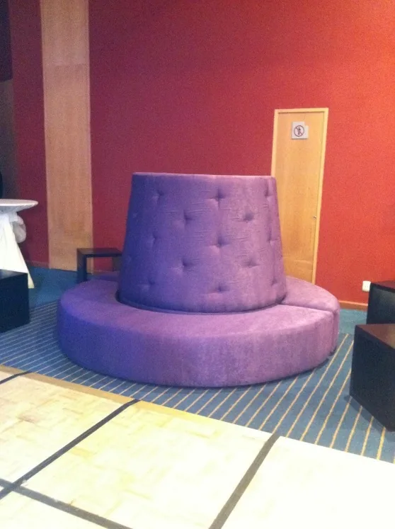 Mobiliario especial y de diseño en renta - Perfect Host CDMX