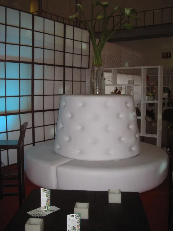 Mobiliario especial y de diseño en renta - Perfect Host CDMX